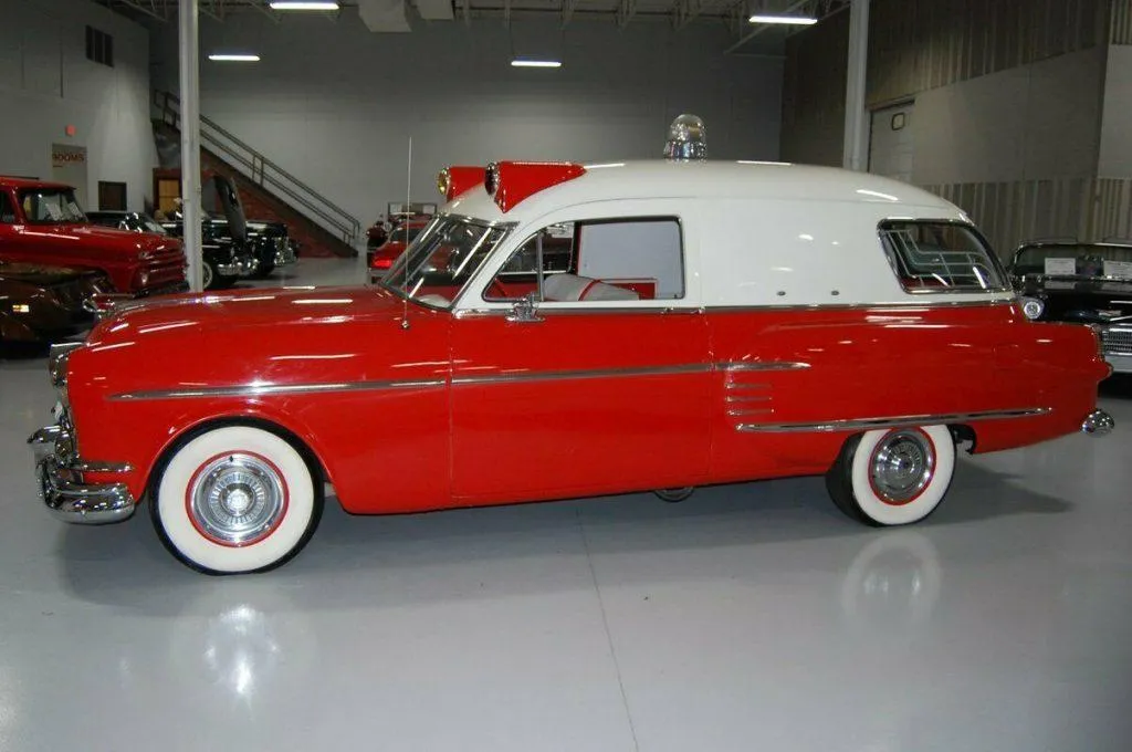 1954 Packard Henney Jr. Ambulance