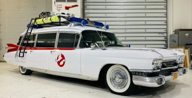 1959 1960 Cadillac Miller-Meteor Ambulance Hearse - Ghostbusters Ecto-1
