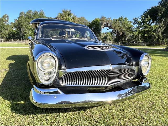 1960 Kaiser Carabela Hearse