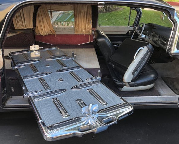 1960 Cadillac Eureka Hearse