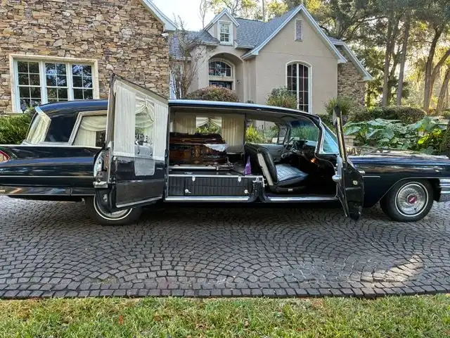1962 Cadillac Superior Royal Limo style Hearse 1962 Cadillac Superior Royal Limo-style 3-way Hearse suicide doors open, passenger side