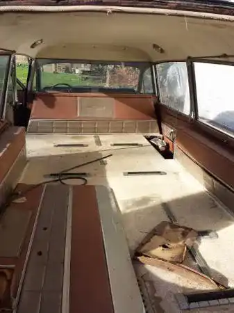 1963 Pontiac Bonneville Superior Hearse 1963 Pontiac Bonneville Superior Hearse casket compartment