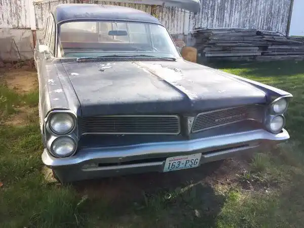 1963 Pontiac Bonneville Superior Hearse 1963 Pontiac Bonneville Superior Hearse front end