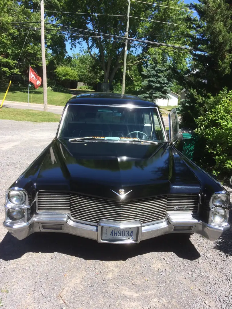 1965 Cadillac Miller-Meteor Hearse