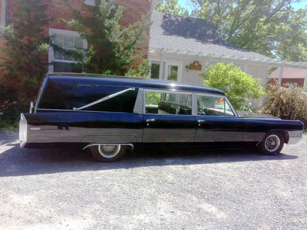 1965 Cadillac Miller-Meteor Hearse