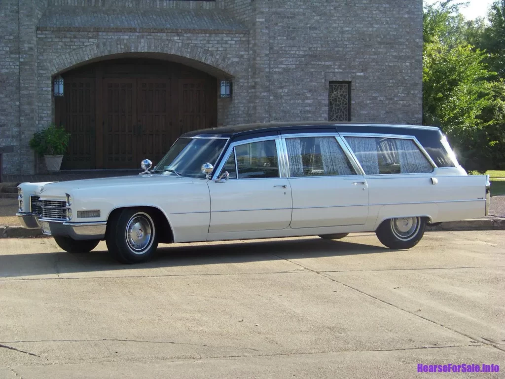 1966 Cadillac Superior Royale Coach (Martin Luther King Jr.'s hearse) driver side view
