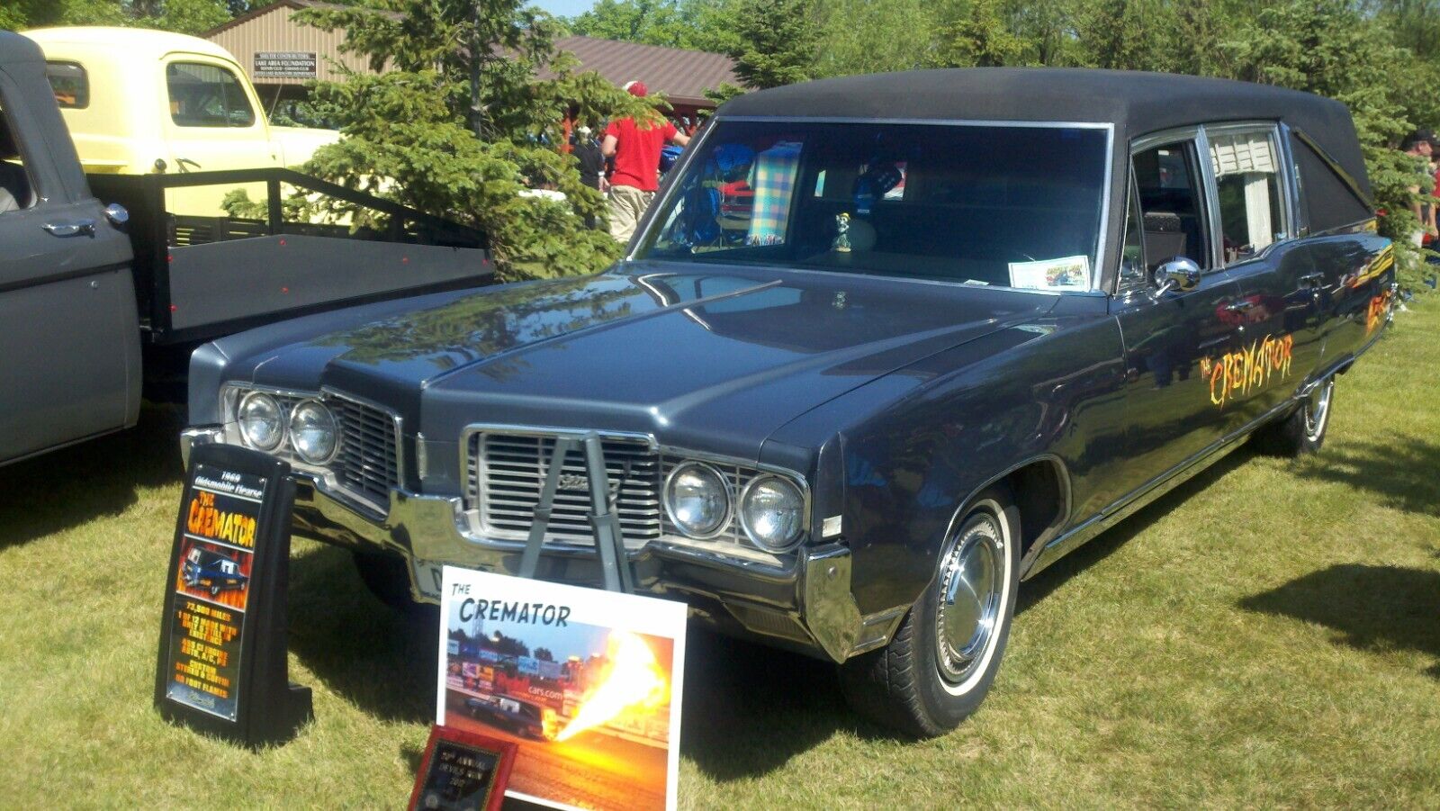 1969 Oldsmobile Ninety-Eight Hearse