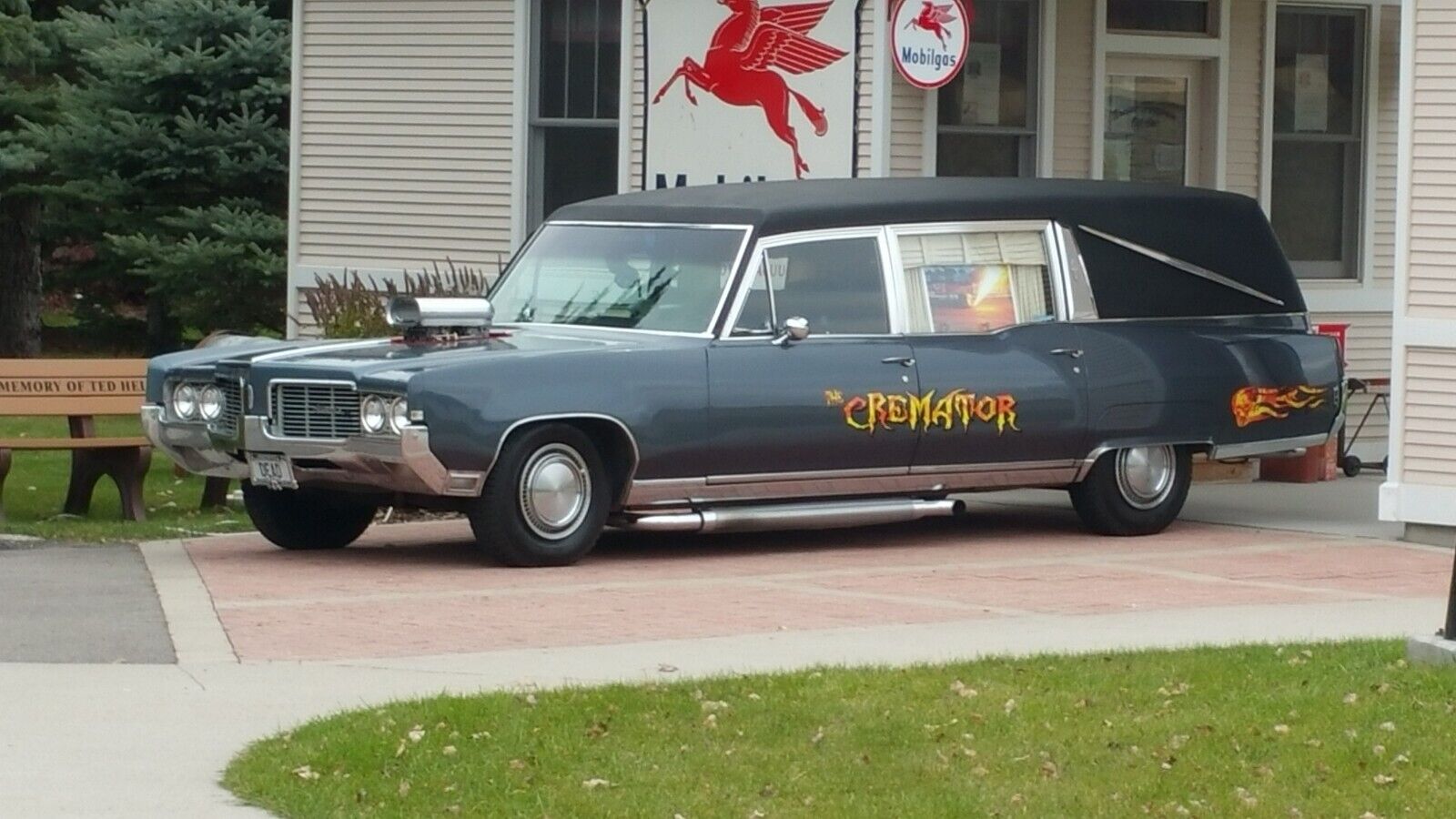 1969 Oldsmobile Ninety-Eight Hearse