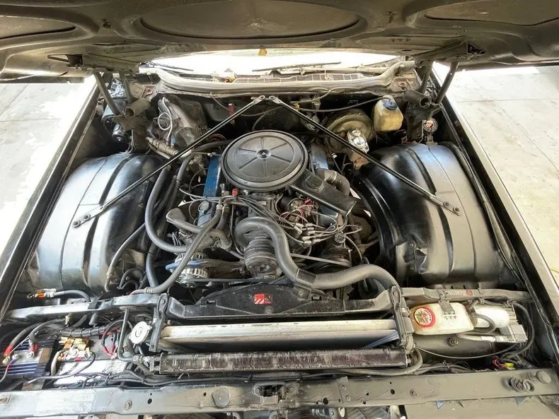 1972 Cadillac Superior Hearse Limousine engine