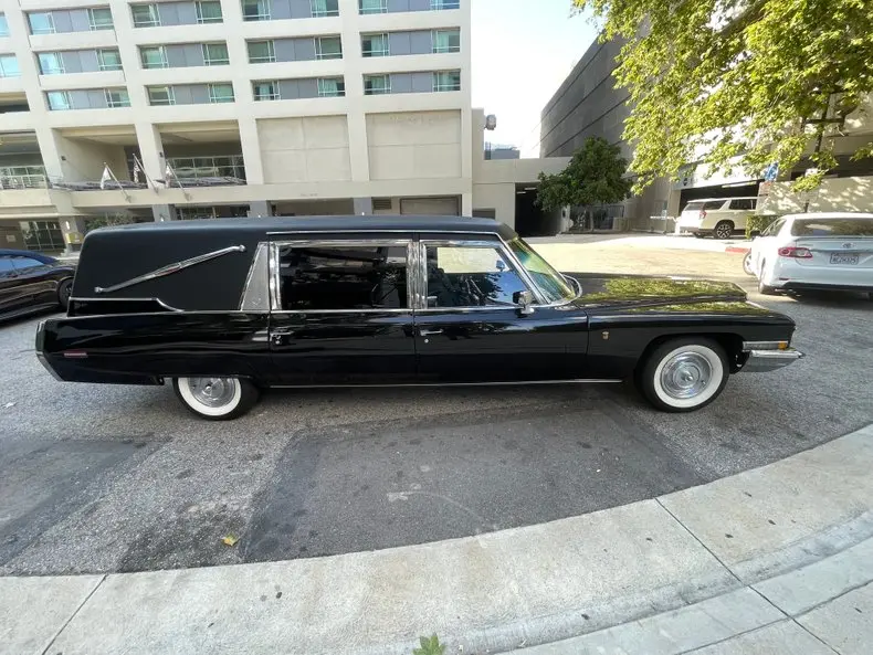 1972 Cadillac Superior Hearse Limousine passenger side