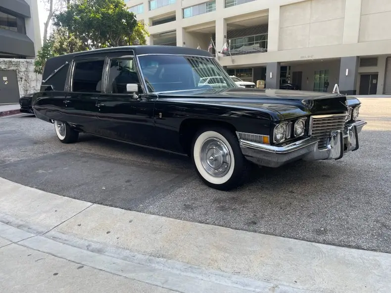 1972 Cadillac Superior Hearse Limousine passenger side front