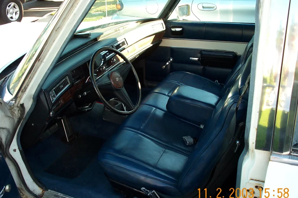 1976 Cadillac Superior Hearse Ambulance Combo inside driver side cab