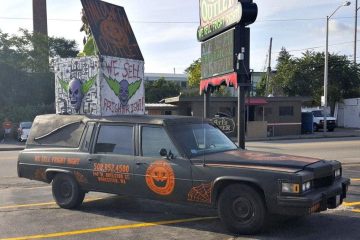 1978 Cadillac Hearse - Halloween Outlet's 'Jack In The Box' Hearse by Distortions Unlimited