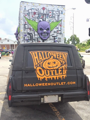 1978 Cadillac Hearse - Halloween Outlet's 'Jack In The Box' Hearse by Distortions Unlimited Rear End