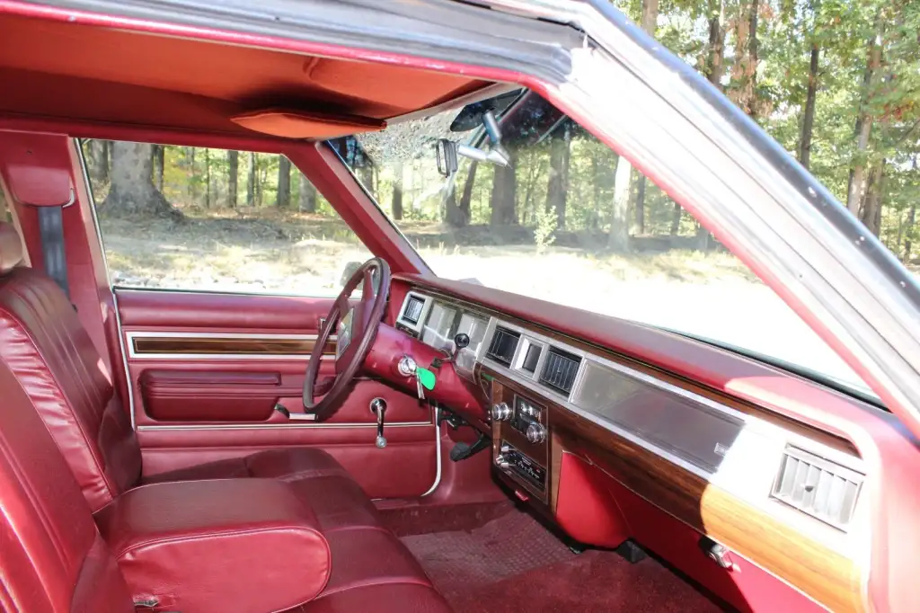 1980 Mercury Thacker First Call Hearse 1980 Mercury Colony Park Thacker First Call Hearse driver cab