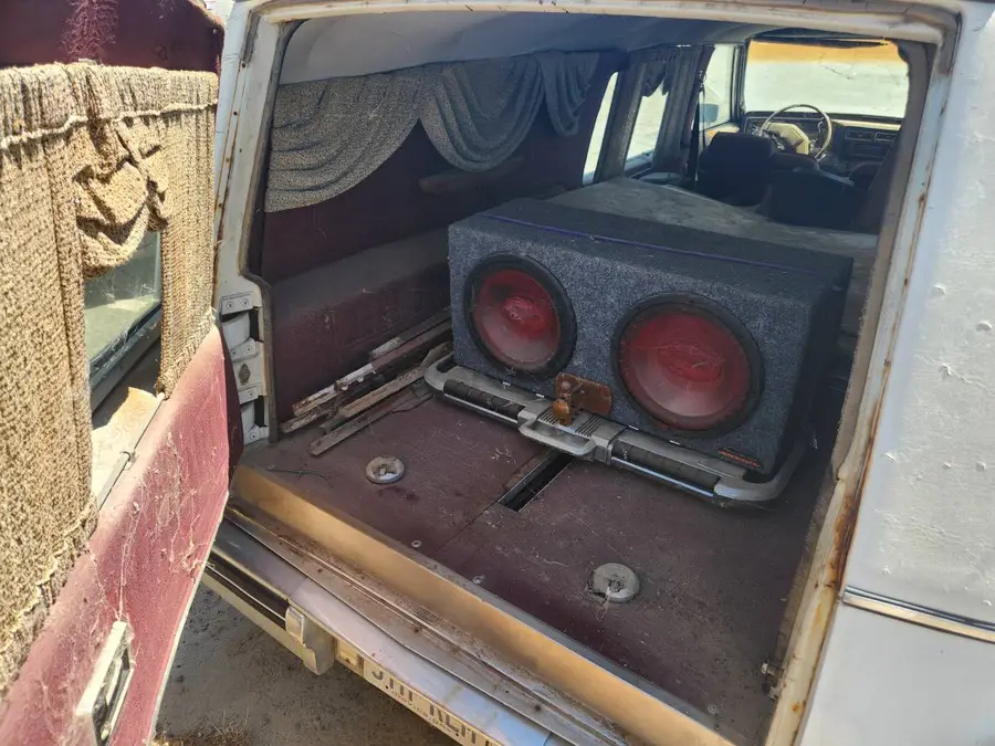 1983 Cadillac 5th Realm Haunted House Hearse 1983 Cadillac "5th Realm" Haunted House Hearse rear door