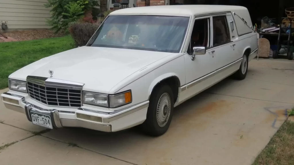 1983 Cadillac Ss Victoria Hearse 1983 Cadillac S&S Victoria Hearse front driver side quarter view