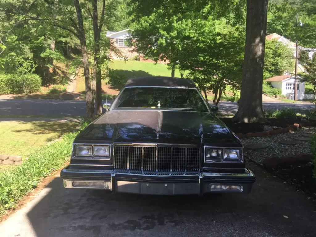 1989 Buick Hearse 1989 Buick Hearse front end view