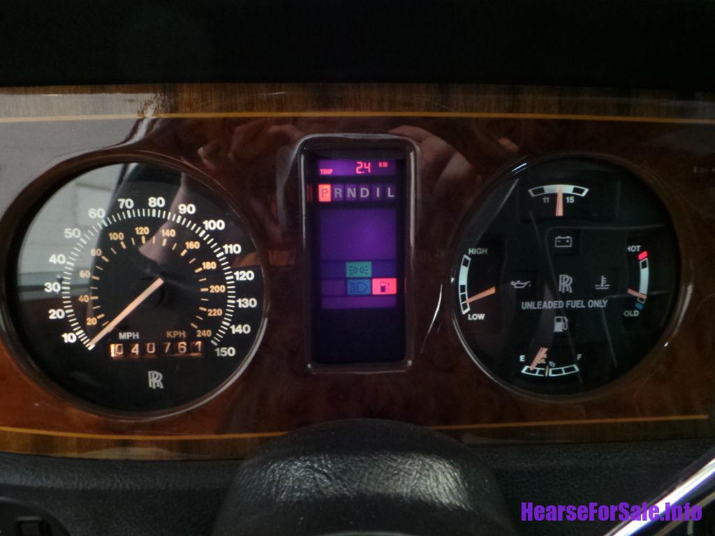 1991 Rolls-Royce Silver Spur II Hearse instrument cluster, speedometer, odometer