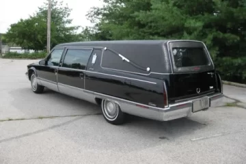 1995 Cadillac S&S Victoria Hearse
