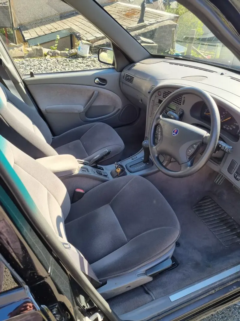 2001 Saab 9-5 Colman Milne Hearse