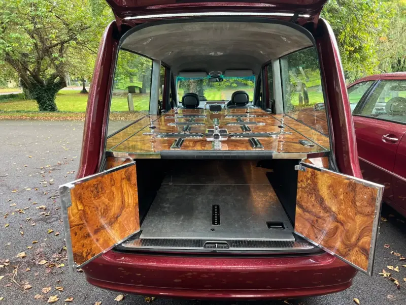 2006 Mercedes Hearse by Coleman Milne and Limo Fleet