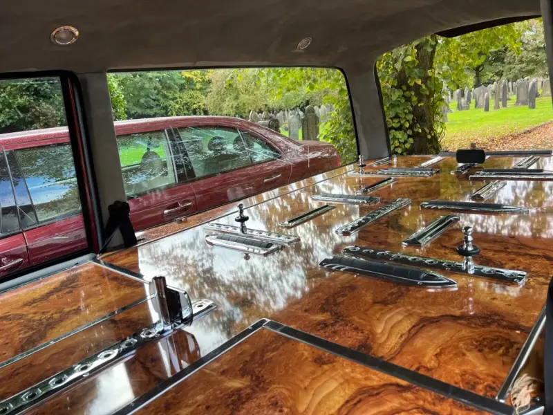 2006 Mercedes Hearse by Coleman Milne and Limo Fleet