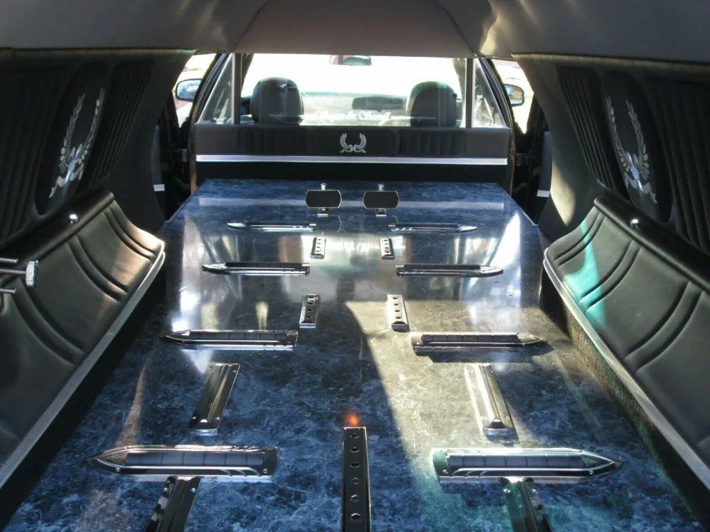 2007 Lincoln Town Car Hearse by S&S