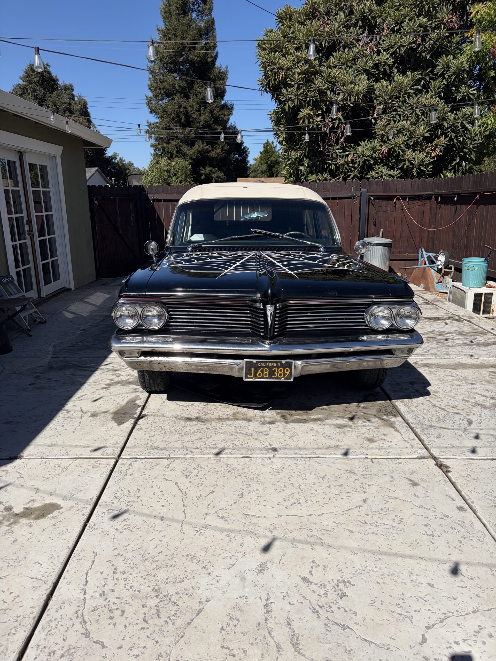 1962 Pontiac Bonneville Hearse by Superior