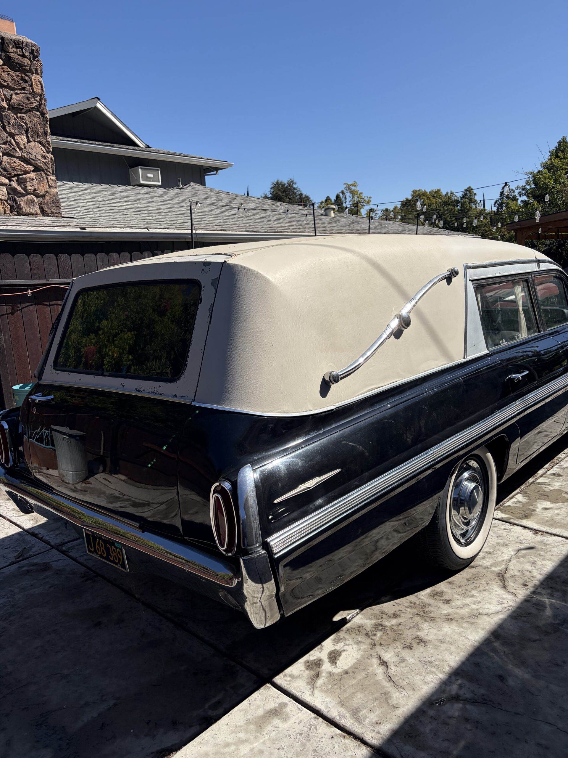 1962 Pontiac Bonneville Hearse by Superior