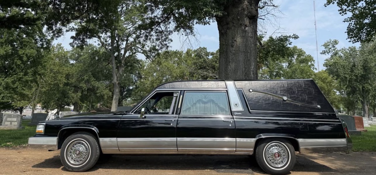 1991 Cadillac Brougham Hearse
