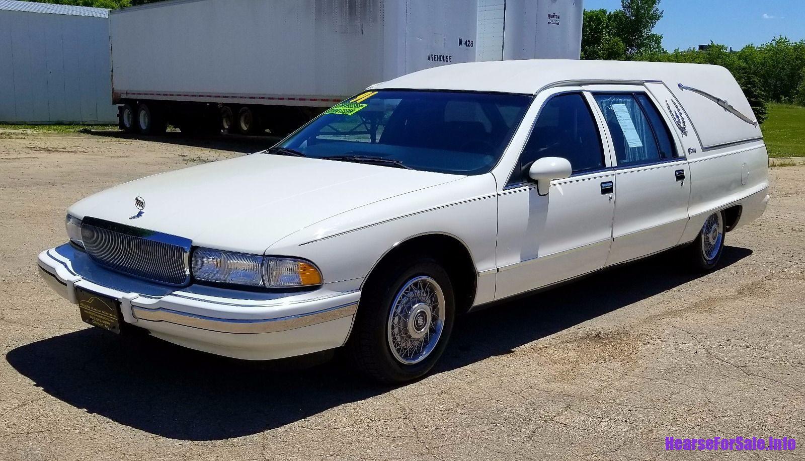 1991 Buick Roadmaster Hearse driver side front quarter view