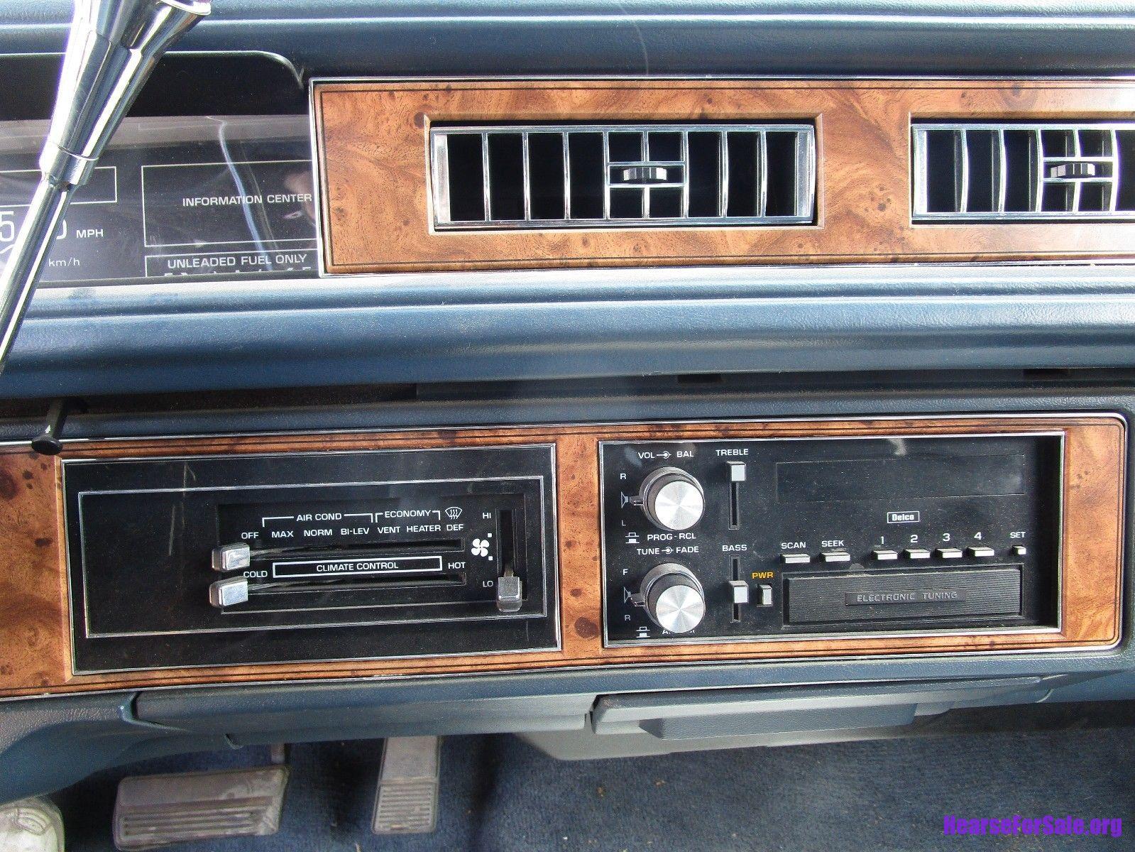 1989 Buick LeSabre Hearse dashboard