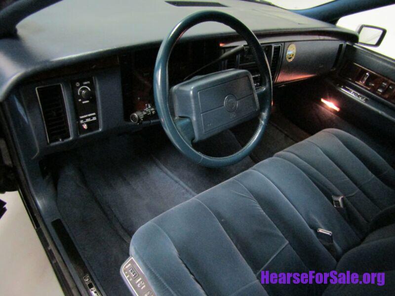 1993 Cadillac Fleetwood Hearse - Japanese Style Hearse