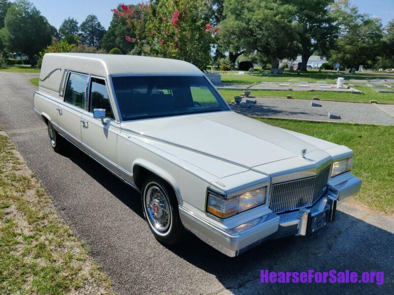 1992 Cadillac Fleetwood Federal Hearse