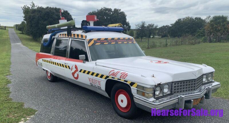 1974 Cadillac Miller meteor Hearse Ghostbusters 1974 Cadillac Miller-Meteor Hearse Ghostbusters Clone
