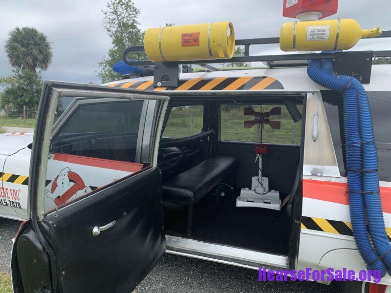 1974 Cadillac Miller meteor Hearse Ghostbusters 1974 Cadillac Miller-Meteor Hearse Ghostbusters Clone