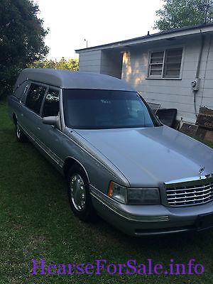 1997 Cadillac Deville Masterpiece Hearse 1997 Cadillac Deville Masterpiece Hearse