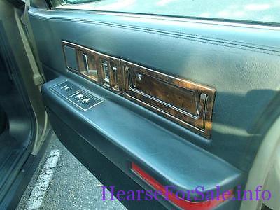 1995 Cadillac Fleetwood Funeral Hearse by Superior 1995 Cadillac Superior Hearse