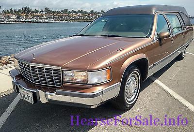 1994 Cadillac Fleetwood Superior Hearse