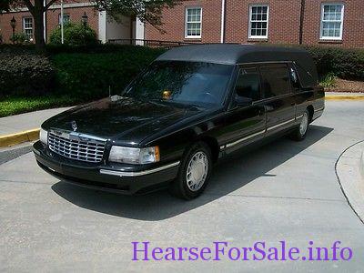 1999 Cadillac Deville Masterpiece Hearse front view