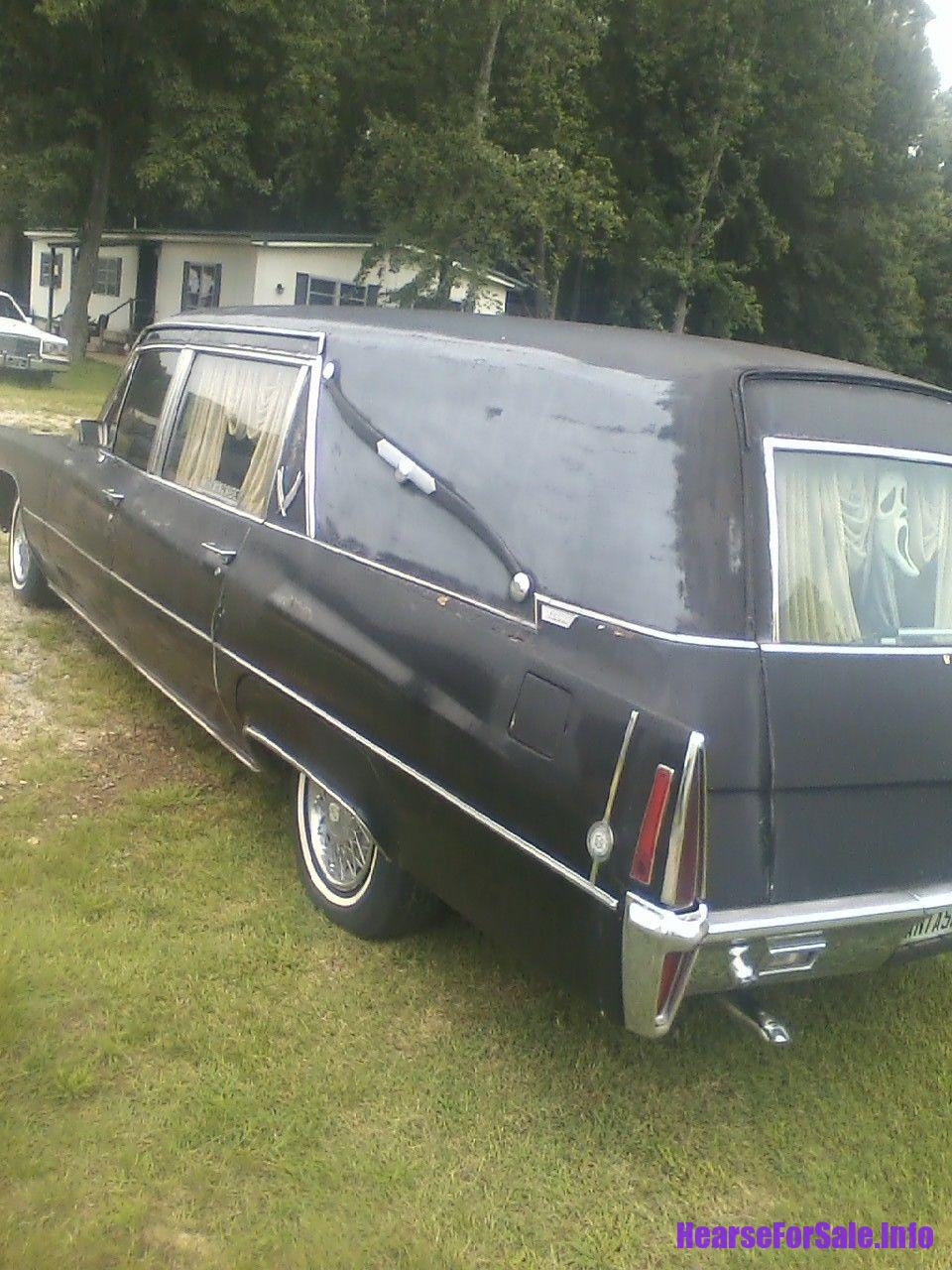 1970 Cadillac Fleetwood Hearse