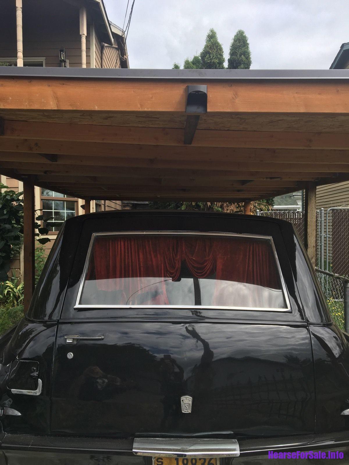 1969 Cadillac Fleetwood Hearse Crown Sovereign 1969 Cadillac Fleetwood Hearse Crown Sovereign
