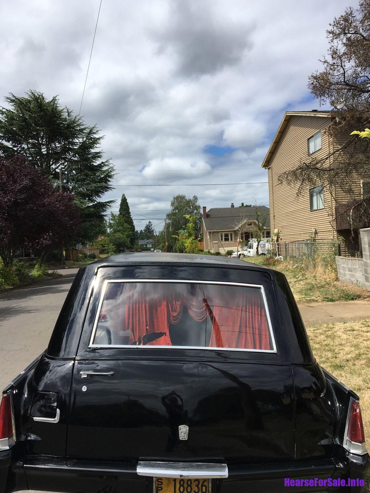 1969 Cadillac Fleetwood Hearse Crown Sovereign 1969 Cadillac Fleetwood Hearse Crown Sovereign