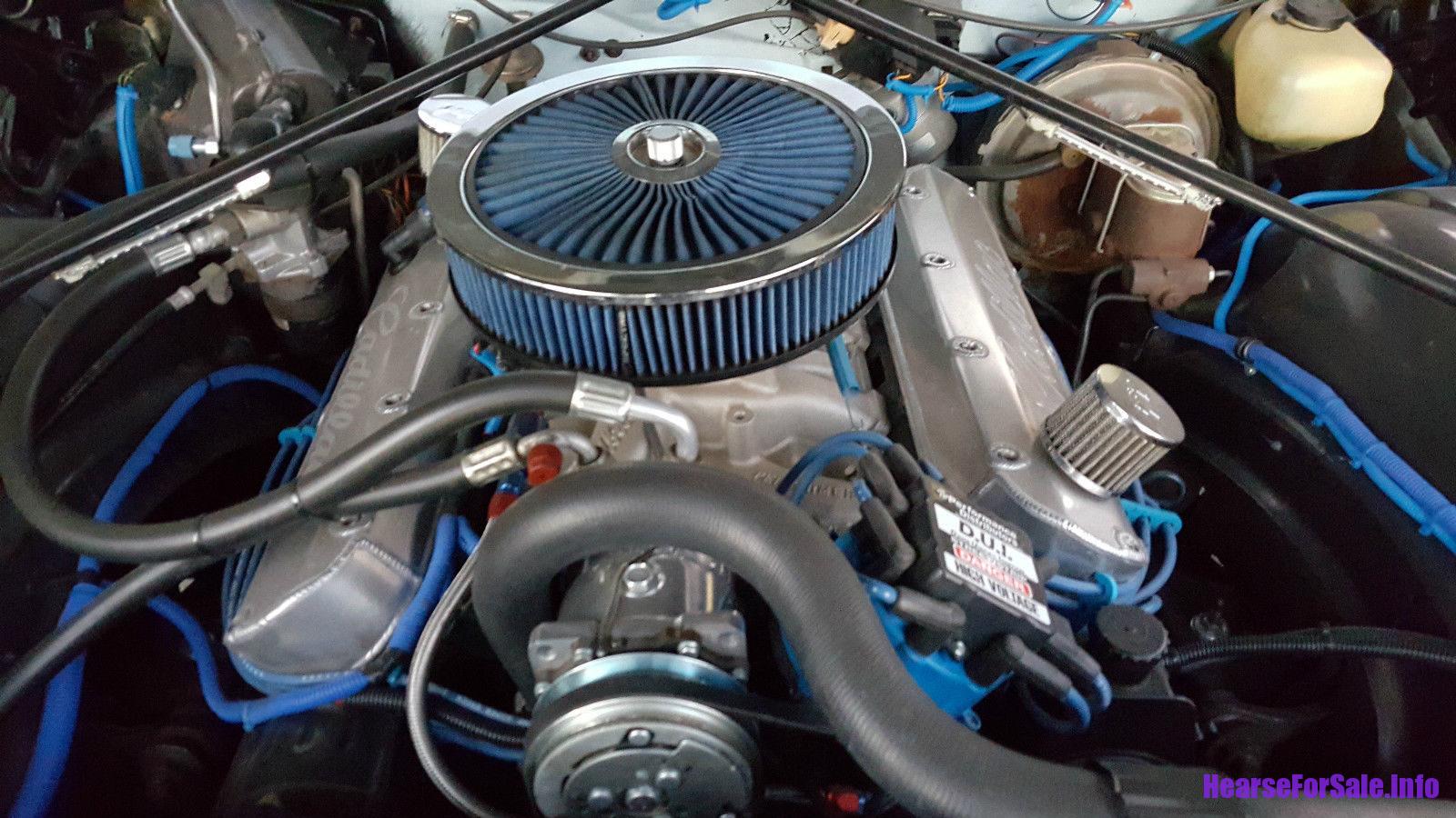 1975 Cadillac Miller-Meteor 3-Way Hearse engine, air filter