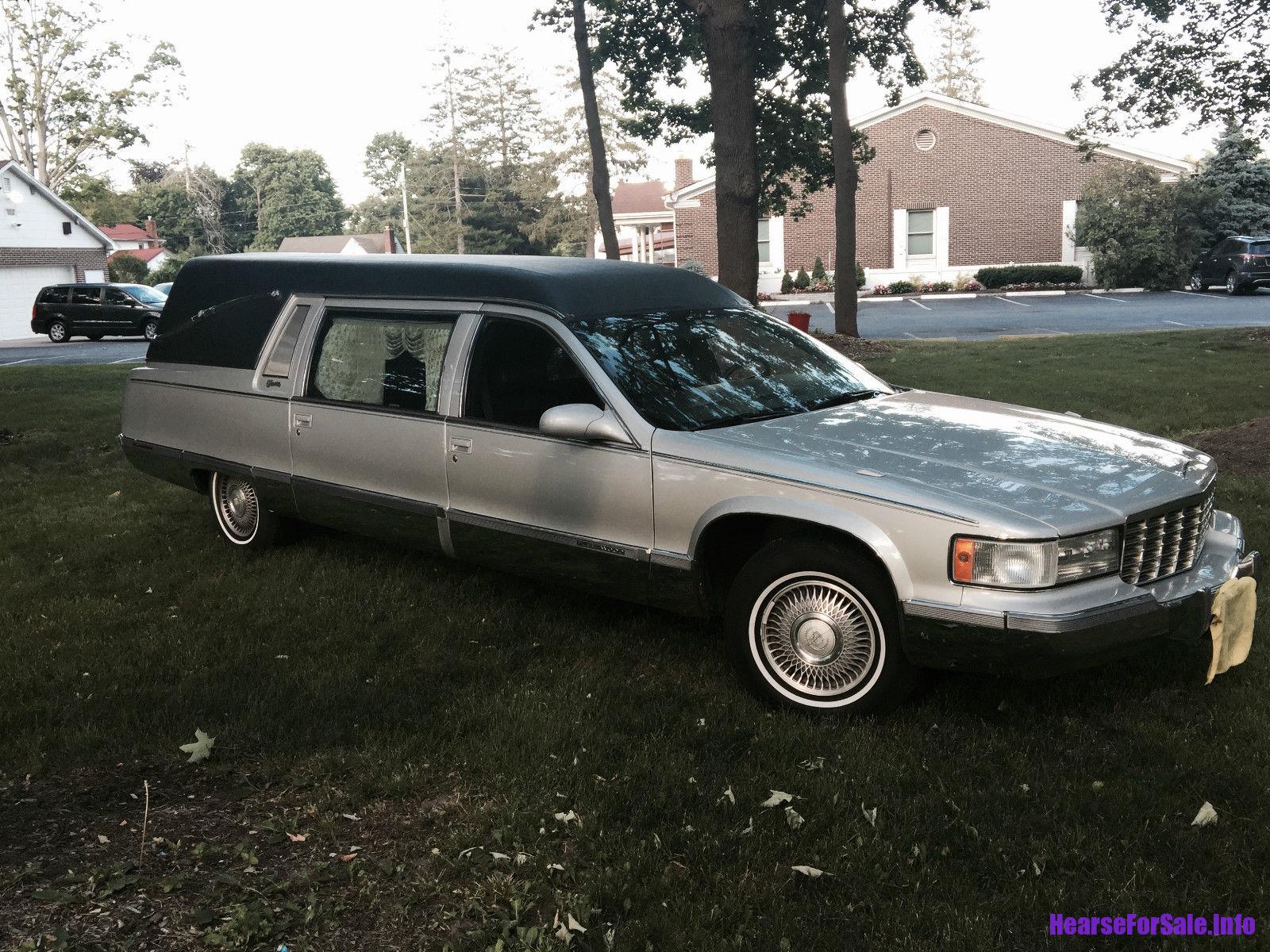 1995 Cadillac Fleetwood Superior Statesman Hearse