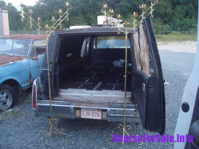 1978 Cadillac Hearse 1978 Cadillac Hearse rear end, casket compartment