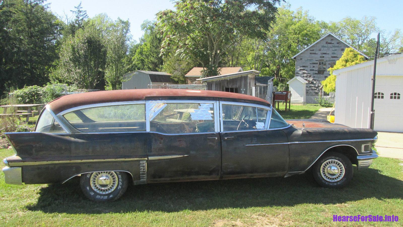 1958 Cadillac Superior 3-way Hearse passenger side
