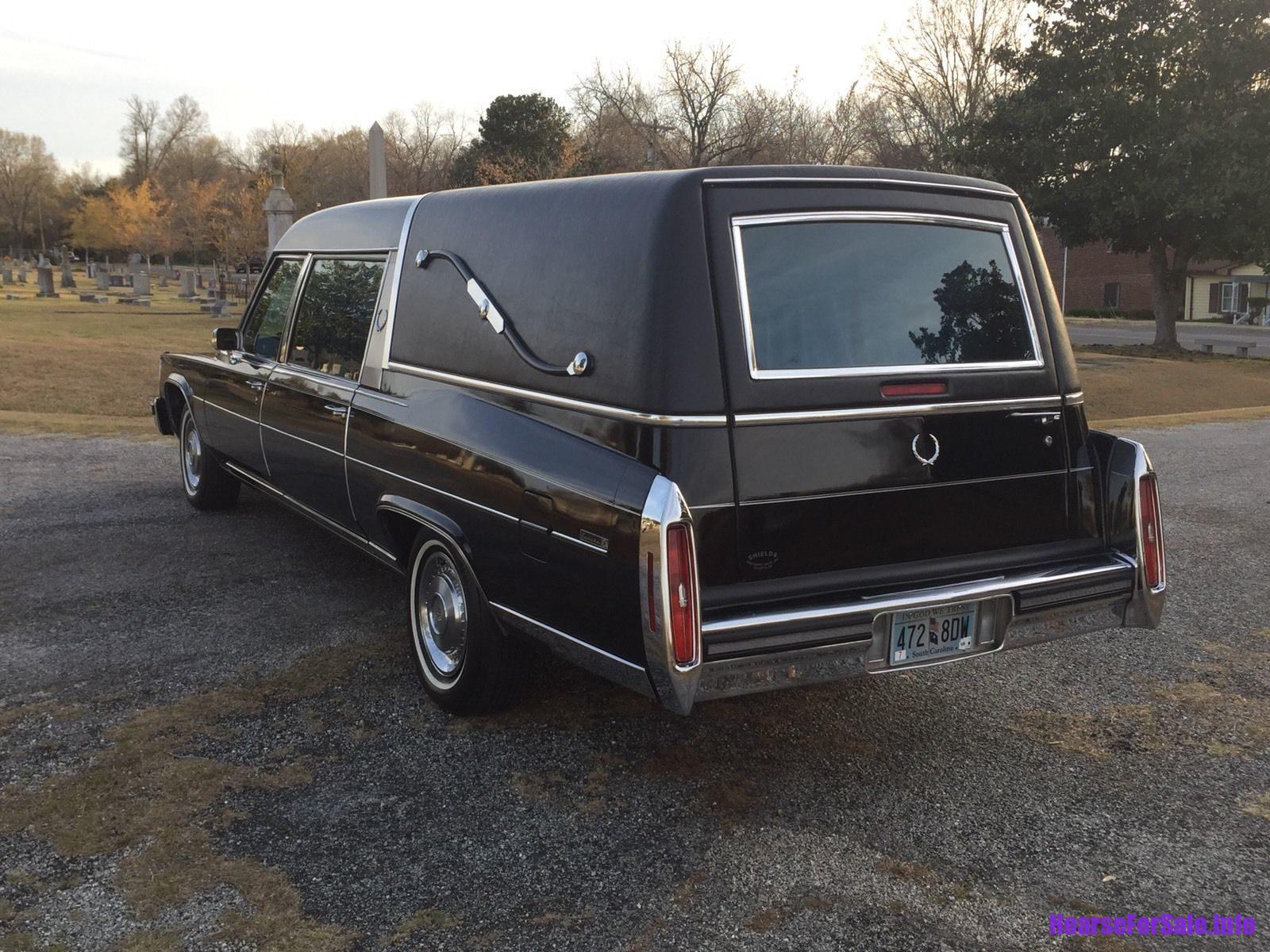 1989 Cadillac Fleetwood Eureka Hearse driver side rear quarter view