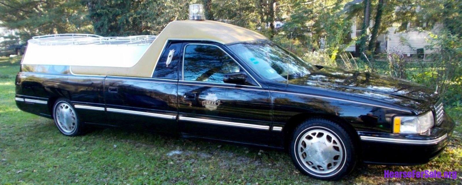 1999 Cadillac Coupe de Fleur Flower Car Hearse passenger side view